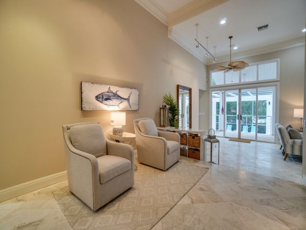 Luxury Anna Maria Island 5 Bedroom Home Main House Plus Guest Cottage Estate Home On Water