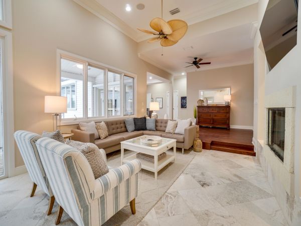 Luxury Anna Maria Island 5 Bedroom Home Main House Plus Guest Cottage Estate Home On Water