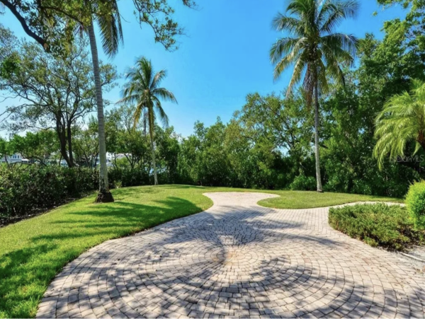 Luxury Anna Maria Island 5 Bedroom Home Main House Plus Guest Cottage Estate Home On Water