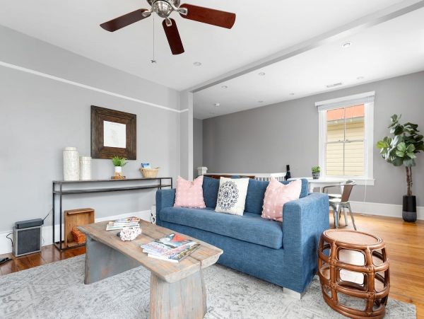Charleston Home 1006013
