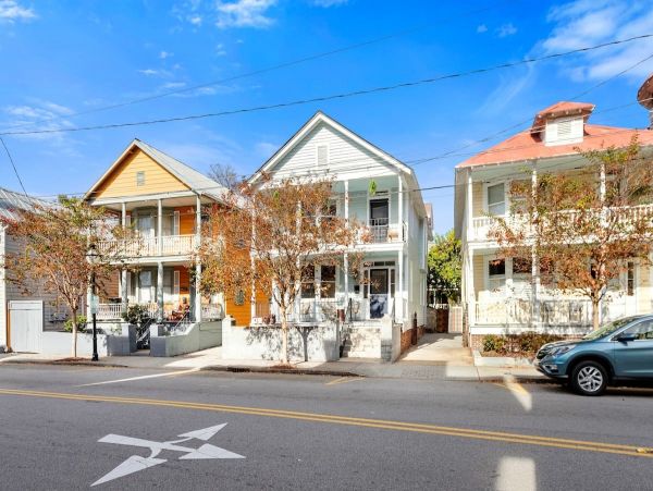 Charleston Home 1006013