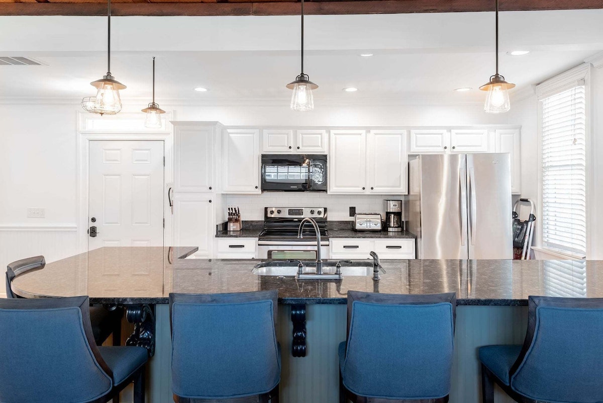 Charleston Home 1006014