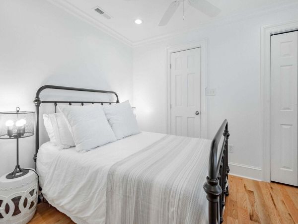 Charleston Home 1006014