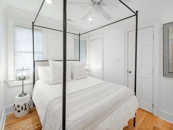 Charleston Home 1006014