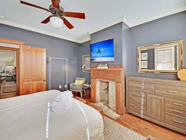Charleston Home 1006017