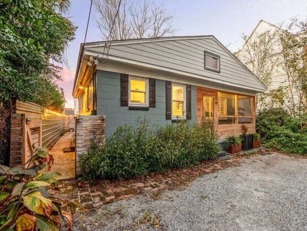 Charleston Home 1006019