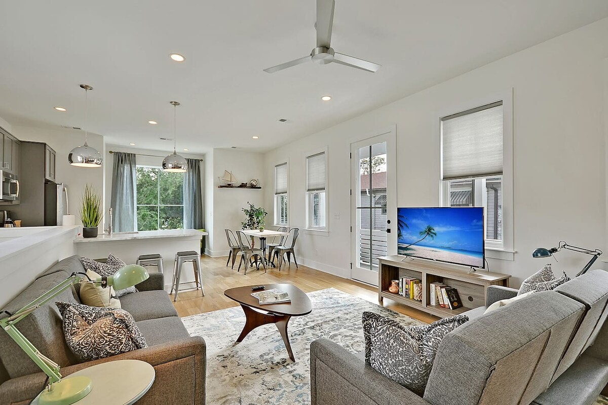 Charleston Home 1006020