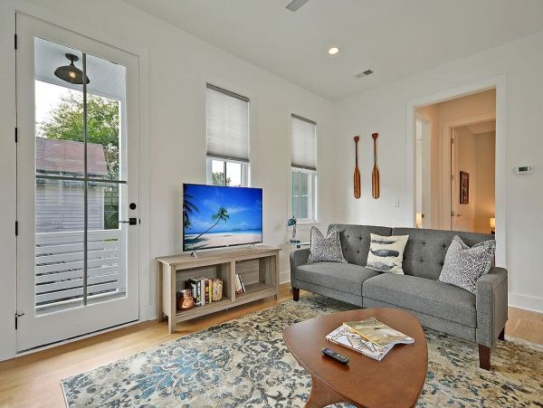 Charleston Home 1006020