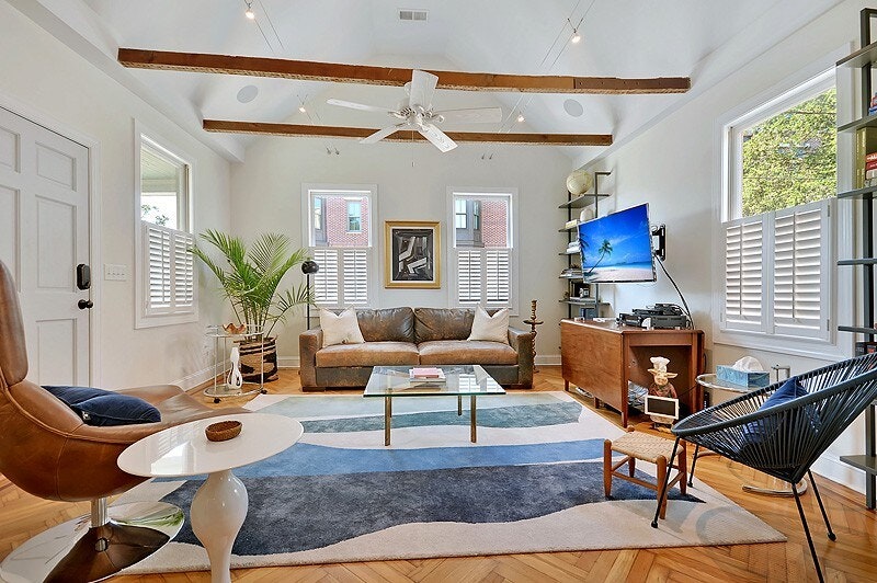 Charleston Home 1006022