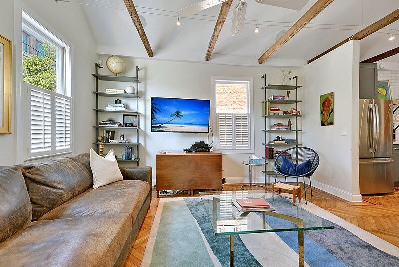 Charleston Home 1006022