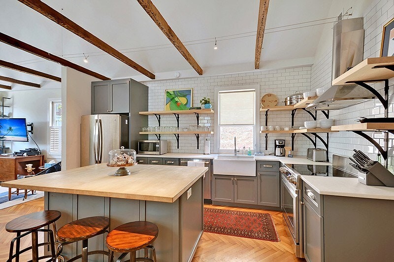 Charleston Home 1006022