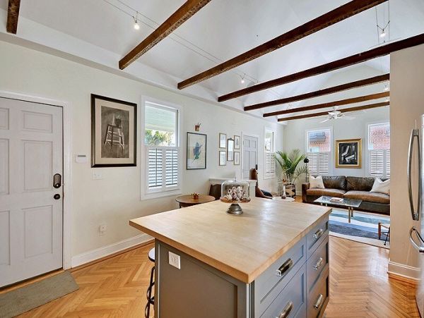 Charleston Home 1006022