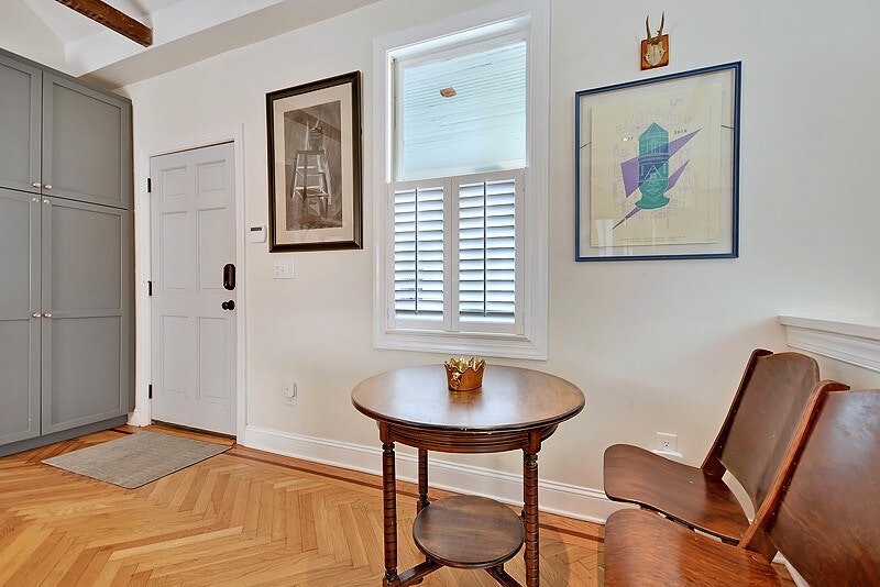 Charleston Home 1006022
