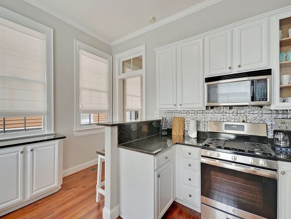 Charleston Home 1006023