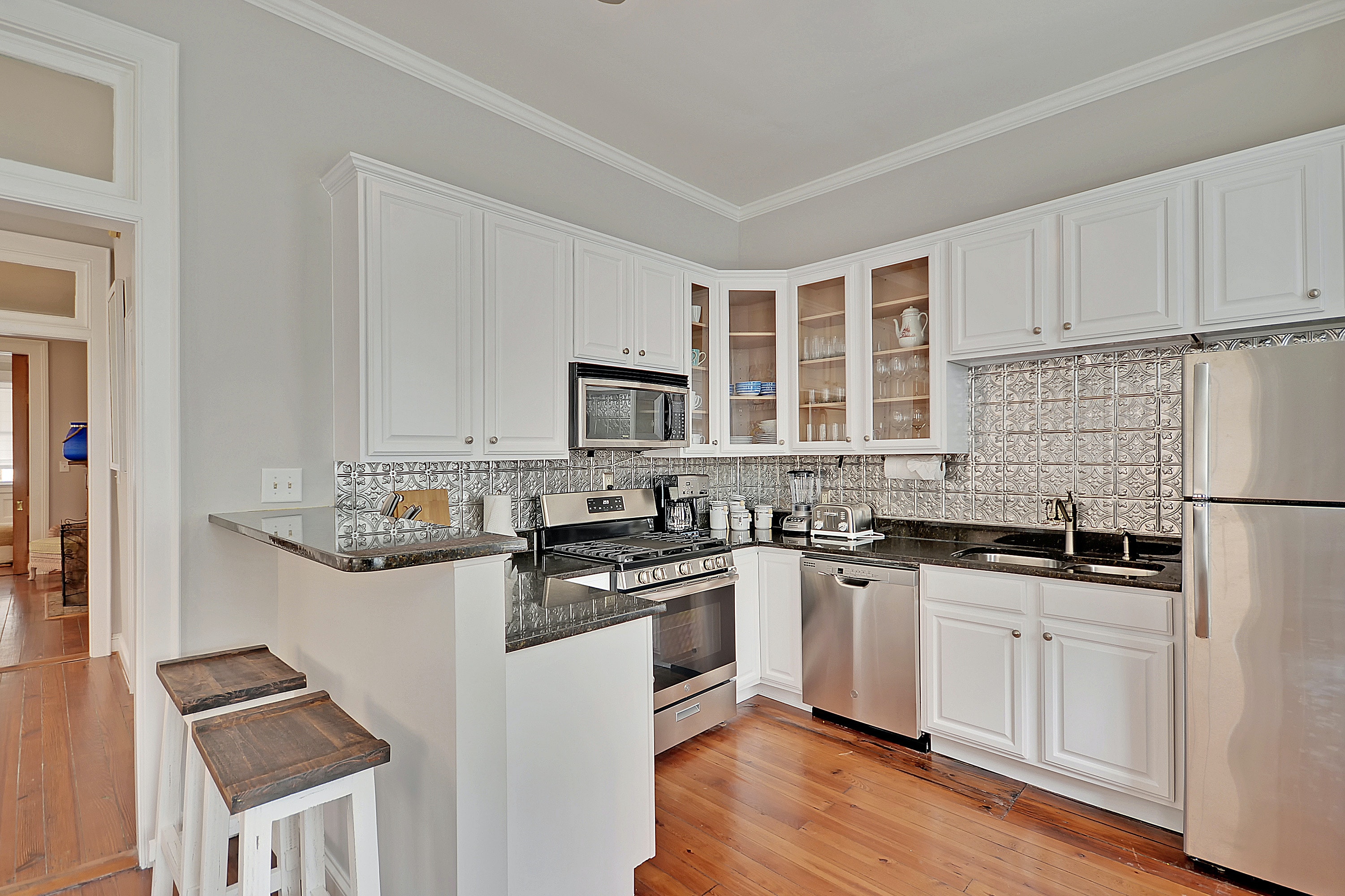 Charleston Home 1006023