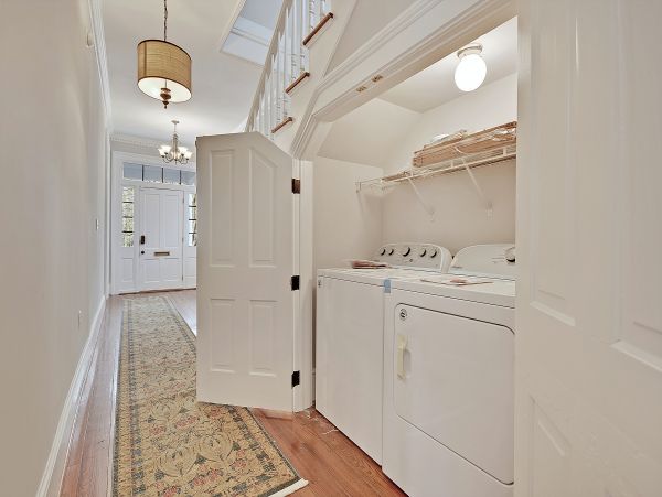 Charleston Home 1006023