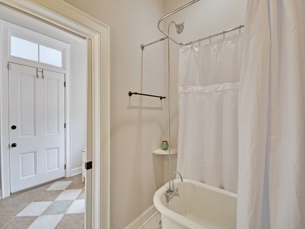 Charleston Home 1006023
