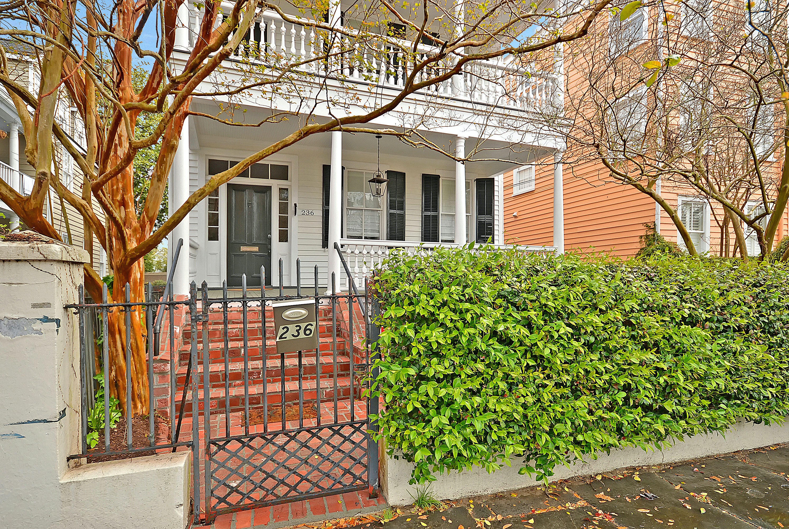 Charleston Home 1006023