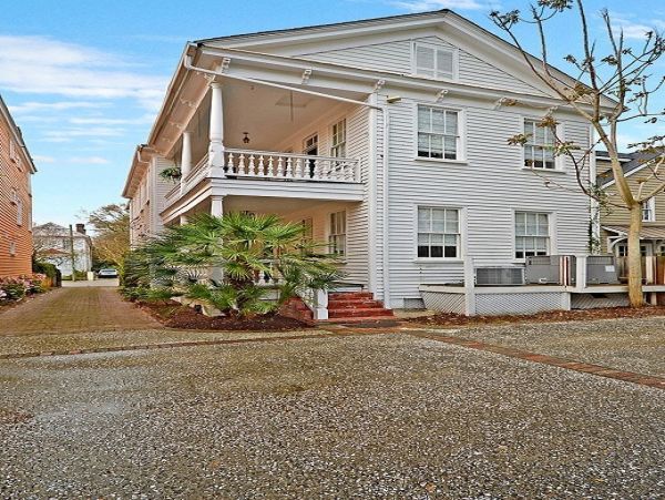 Charleston Home 1006023