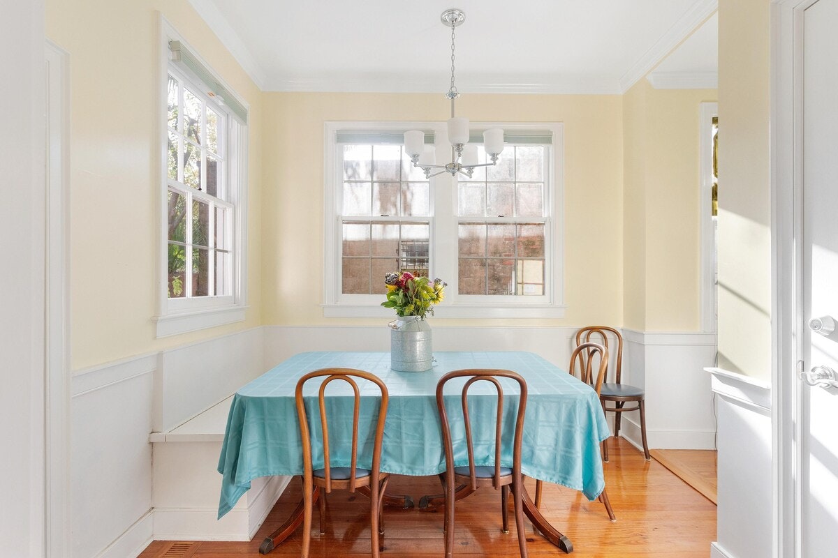 Charleston Home 1006029
