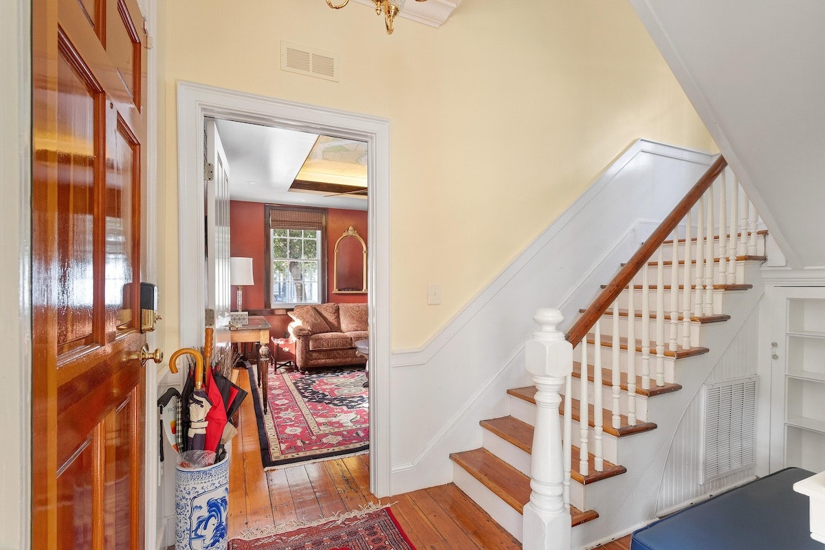 Charleston Home 1006029