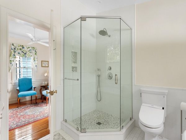 Charleston Home 1006029