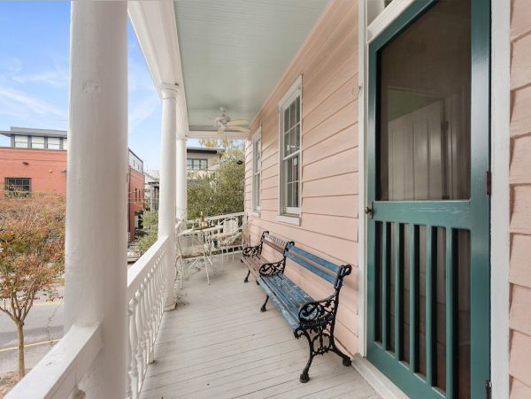 Charleston Home 1006029