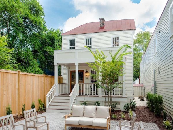 Charleston Home 1006030