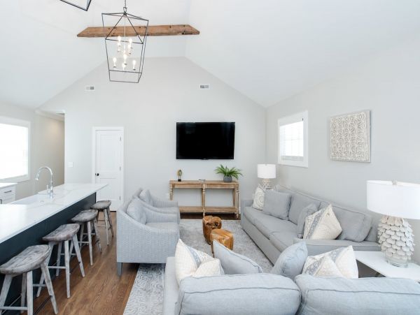 Charleston Home 1006030
