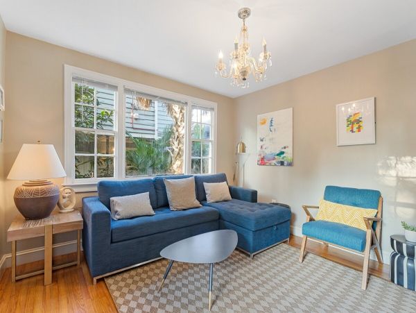 Charleston Home 1006031