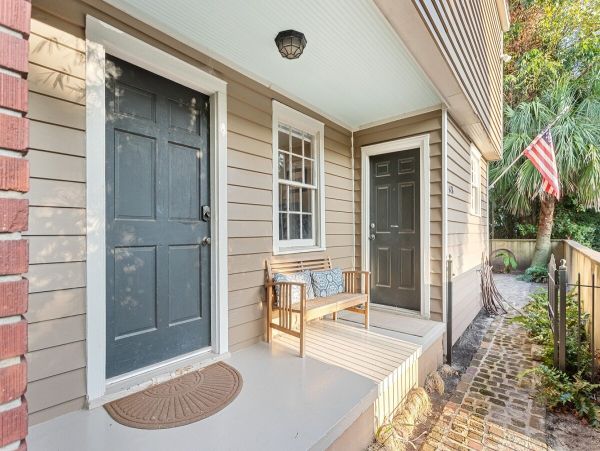 Charleston Home 1006031