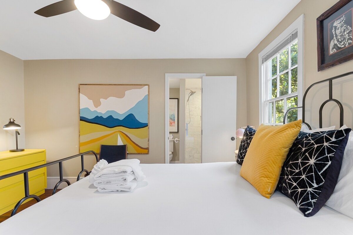 Charleston Home 1006031