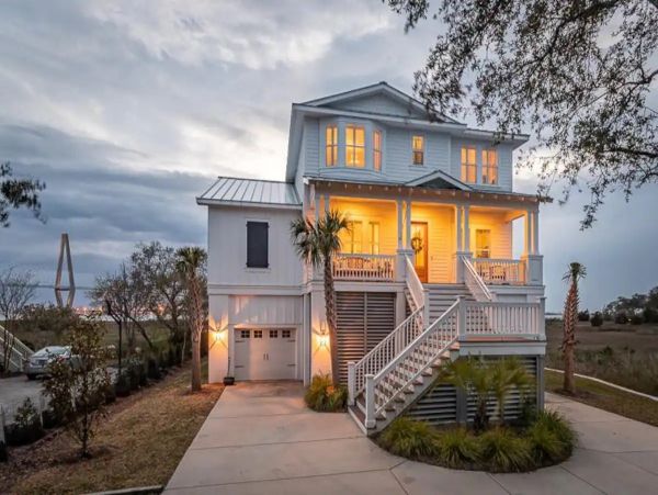Charleston Home 1006035