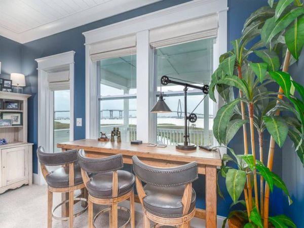 Charleston Home 1006035
