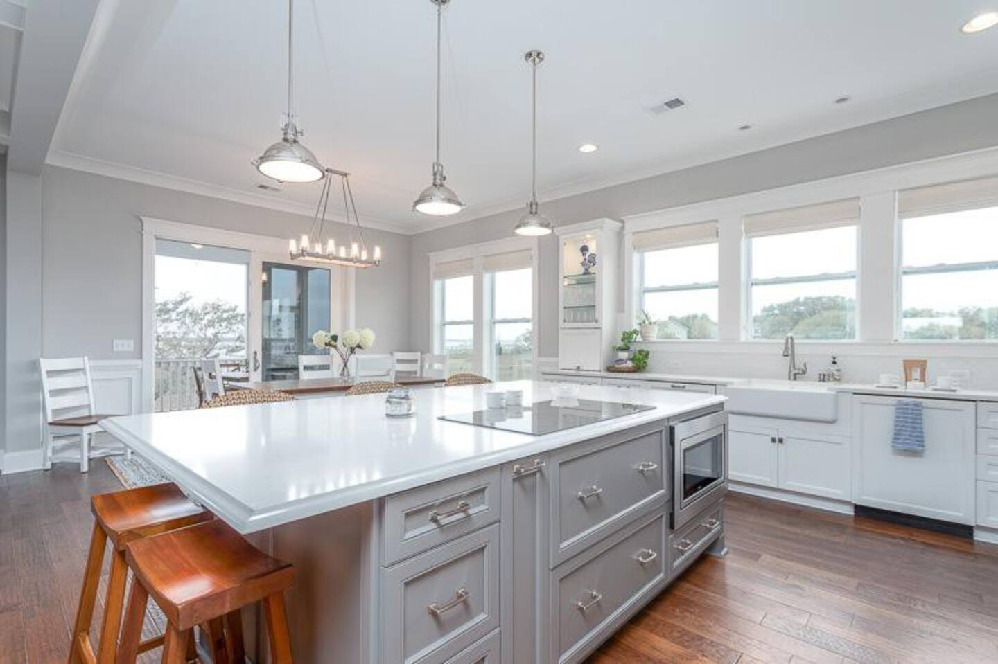 Charleston Home 1006035