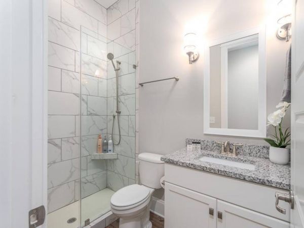 Charleston Home 1006035