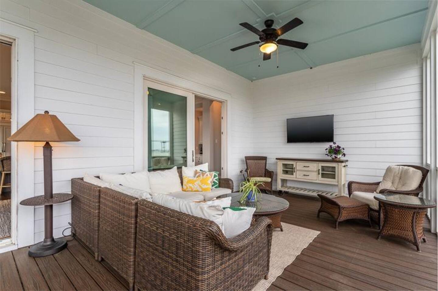 Charleston Home 1006035