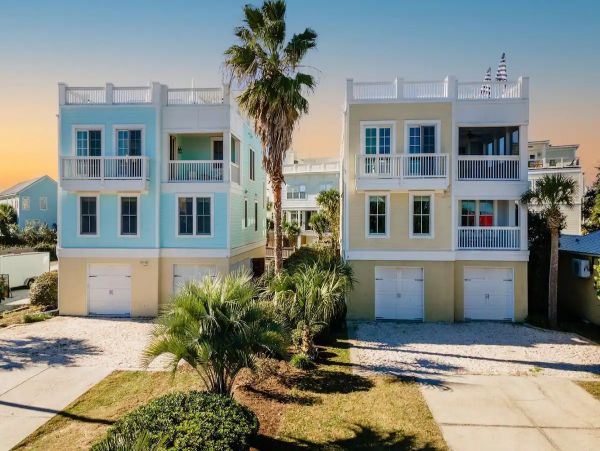 Two Neighbouring Houses in Isle of Palms Sleeps 24