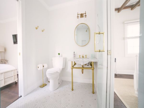 Luxurious Four Bedroom Vacation Home in Charleston