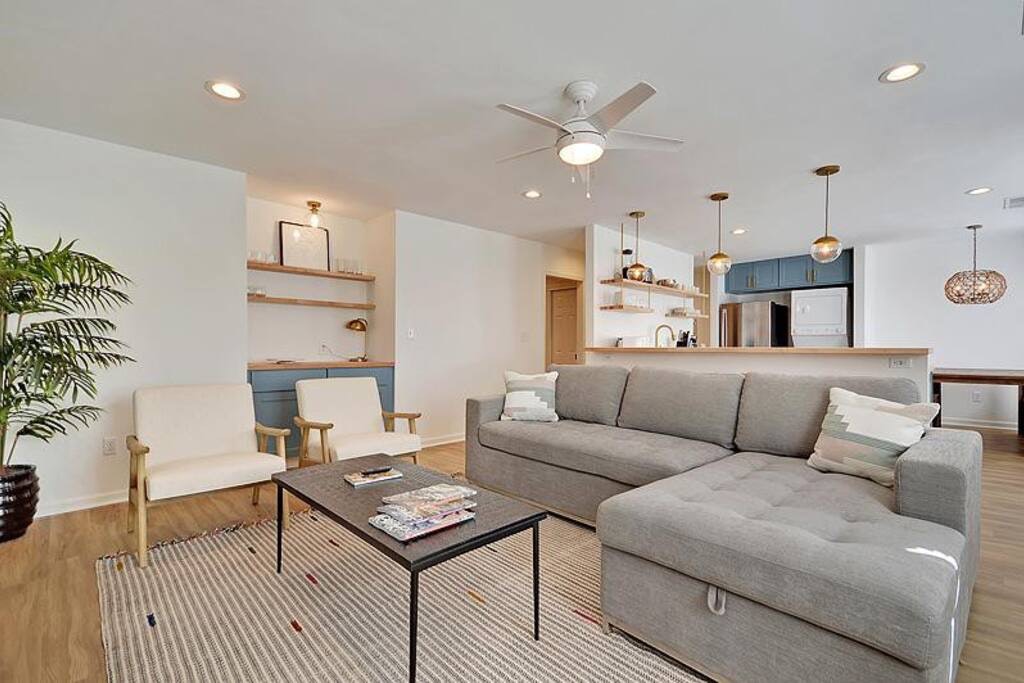 Charleston Home 1006040