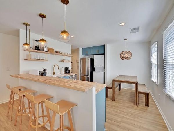 Charleston Home 1006040
