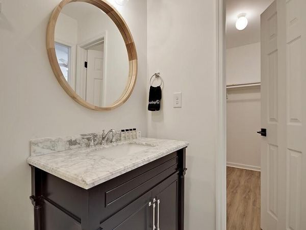 Charleston Home 1006040