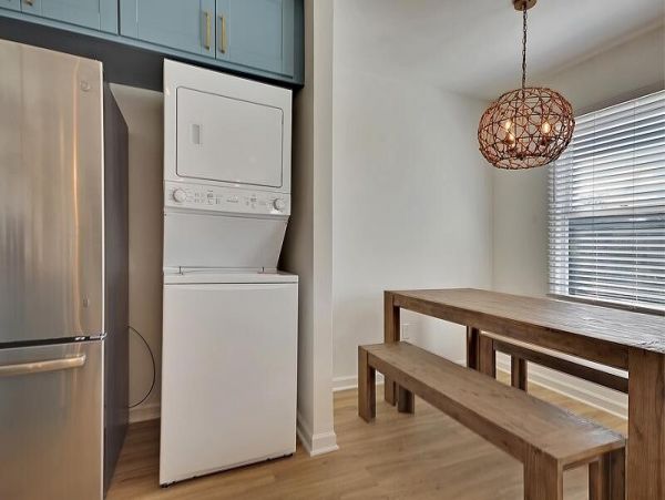 Charleston Home 1006040