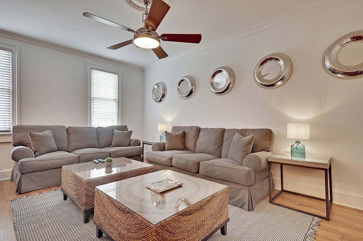 Charleston Home 1006045