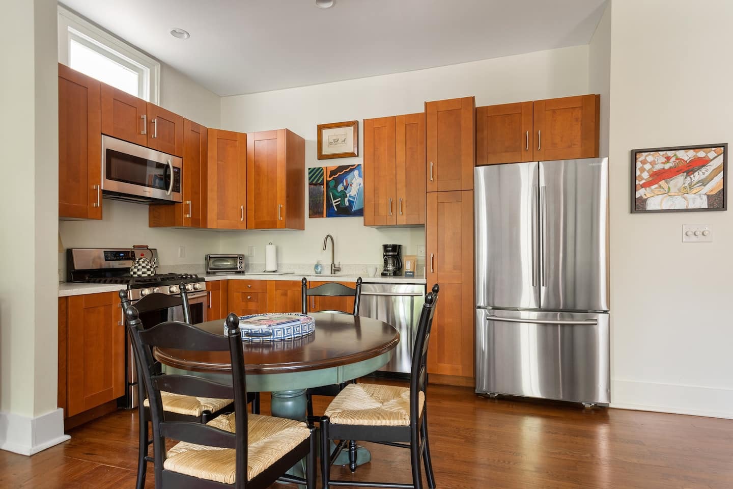 Charleston Home 1006047