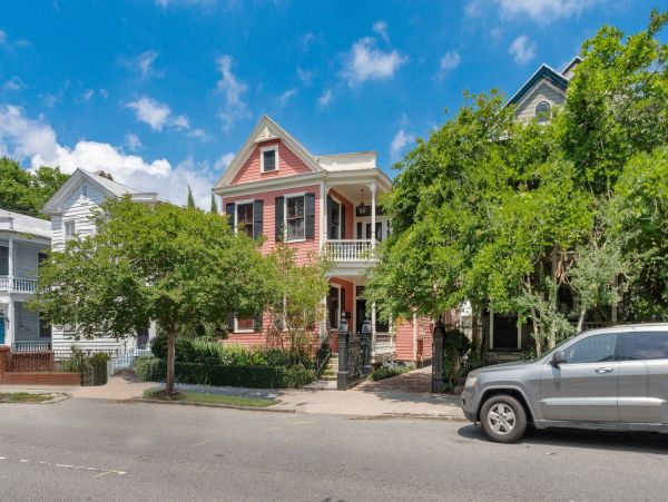 Charleston Home 1006047