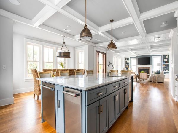Five Bedroom Home in Isle of Palms Sleeps 12 Guests
