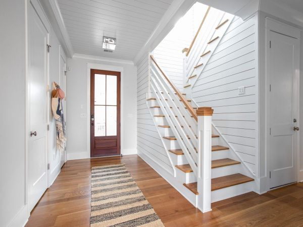 Five Bedroom Home in Isle of Palms Sleeps 12 Guests