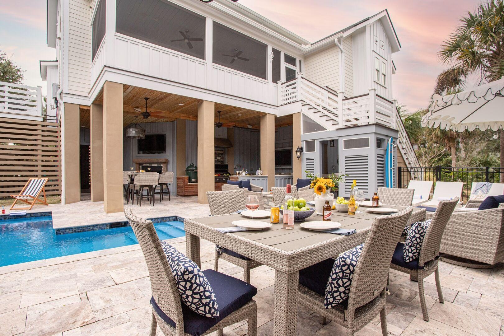 Five Bedroom Home in Isle of Palms Sleeps 12 Guests