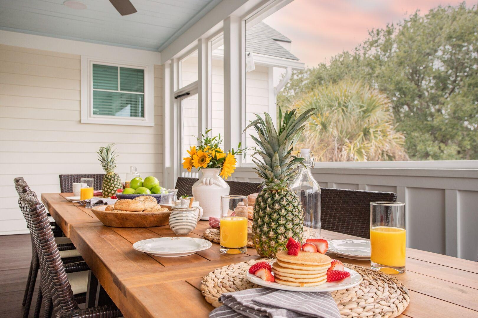 Five Bedroom Home in Isle of Palms Sleeps 12 Guests